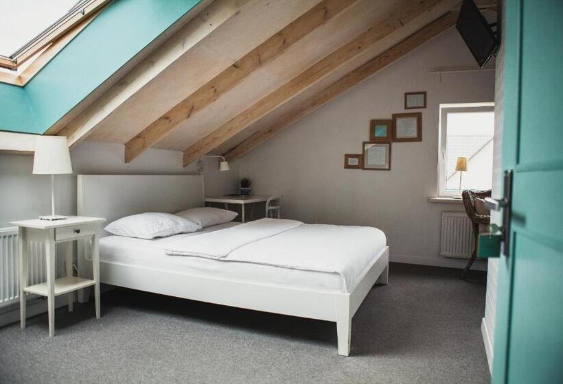 اتاق کلاسیک خانوادگی, Sakà Vacation House