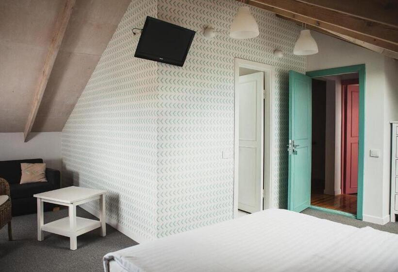 اتاق کلاسیک خانوادگی, Sakà Vacation House