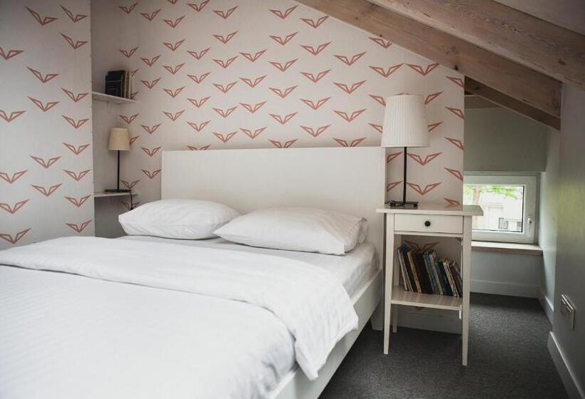 اتاق پنت هاوس, Sakà Vacation House