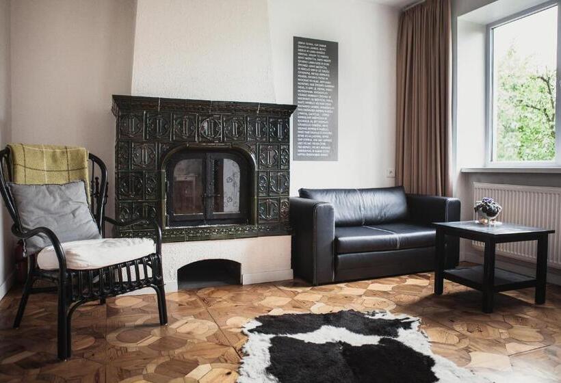 خانه 1 خوابه, Sakà Vacation House