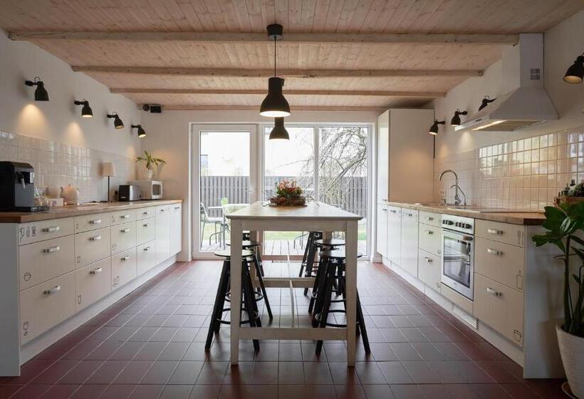 خانه 1 خوابه, Sakà Vacation House