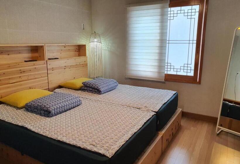 اتاق لوکس, Tong Stay