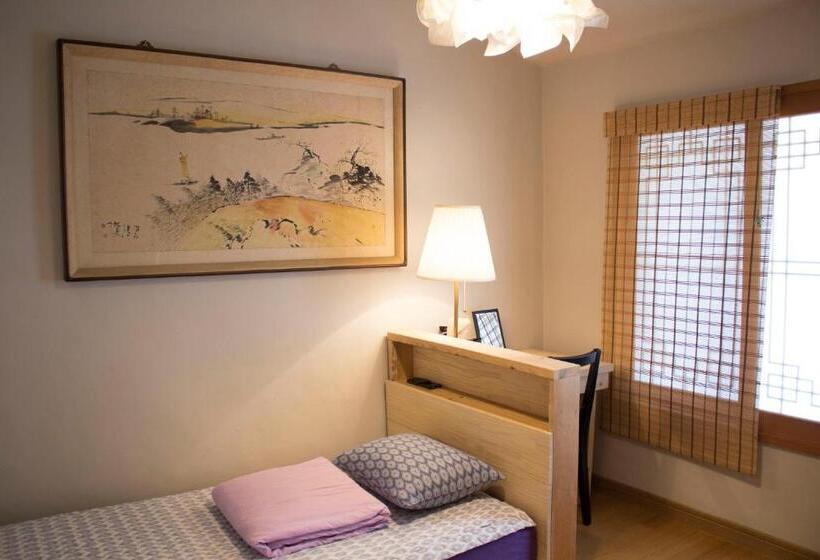 اتاق لوکس یک تخته, Tong Stay