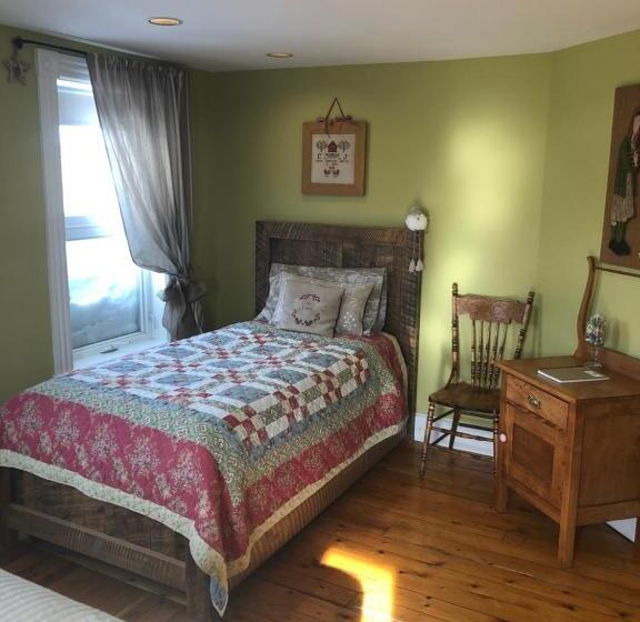 Семейный Номер, Auberge D Anjou Cocooning Café