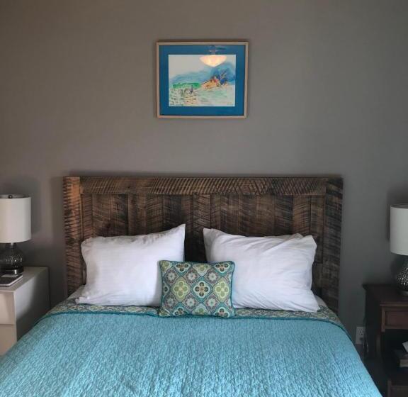 Номер Стандарт, Auberge D Anjou Cocooning Café