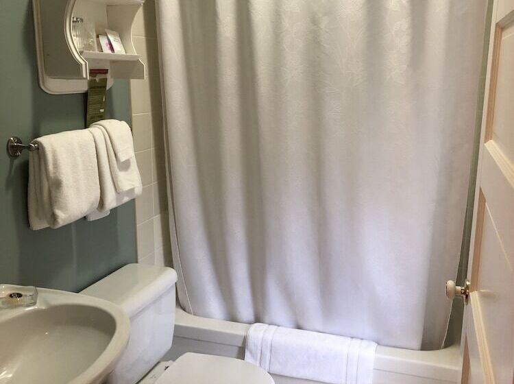 Номер Стандарт, Auberge D Anjou Cocooning Café