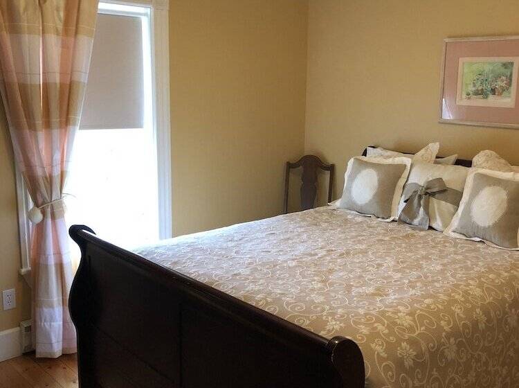 Номер Стандарт, Auberge D Anjou Cocooning Café