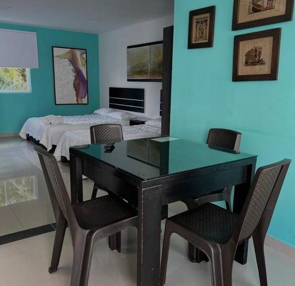 استودیو خانوادگی, Villa San Miguel