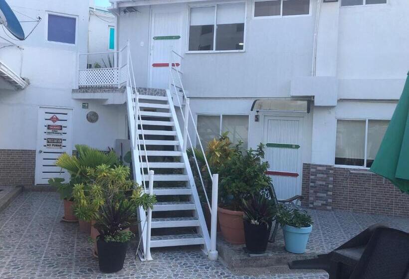 استودیو خانوادگی, Villa San Miguel