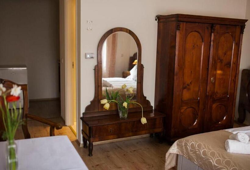 Студия Стандарт, Ludo Apartman Hotel & Spa