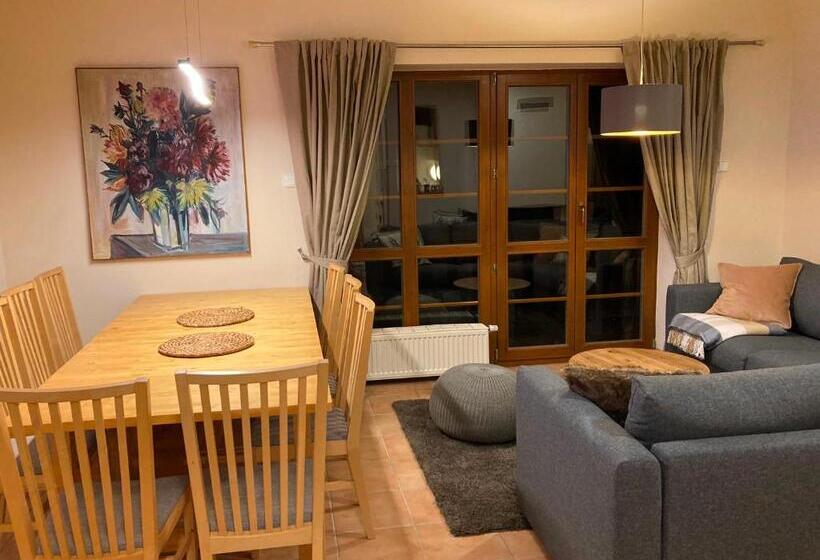 1 Szobás Ház, Chalet Hřebenka