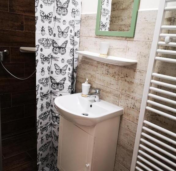 غرفة قياسية, Gyöngyszem Vendégház