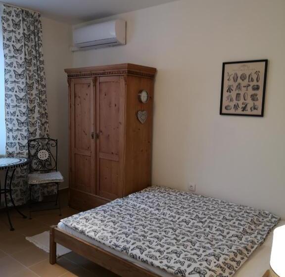 غرفة قياسية, Gyöngyszem Vendégház