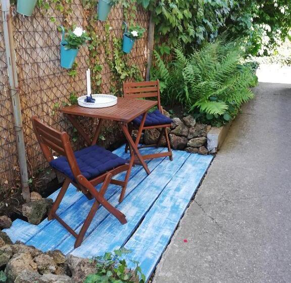 إستوديو قياسى, Gyöngyszem Vendégház