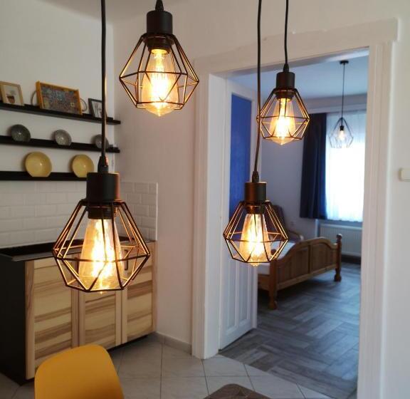 شقة غرفة واحدة, Gyöngyszem Vendégház