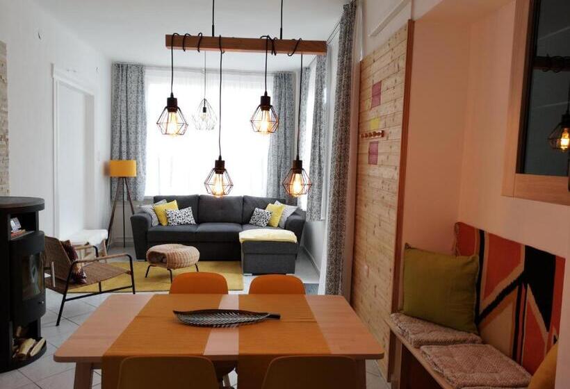 شقة غرفة واحدة, Gyöngyszem Vendégház