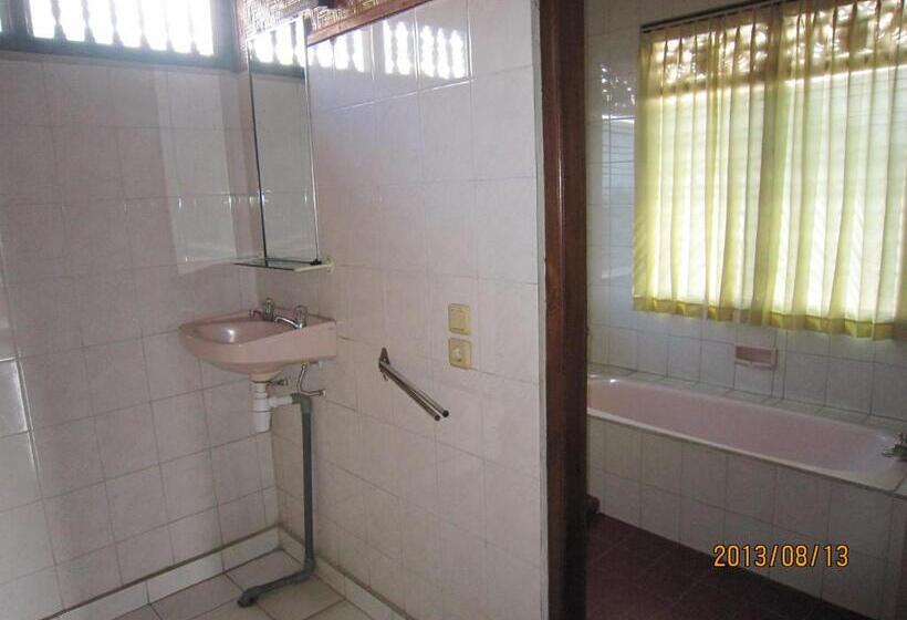 غرفة قياسية, Kori Bali Inn I