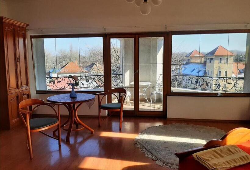 Standardrum med Balkong, Magda Vendégház