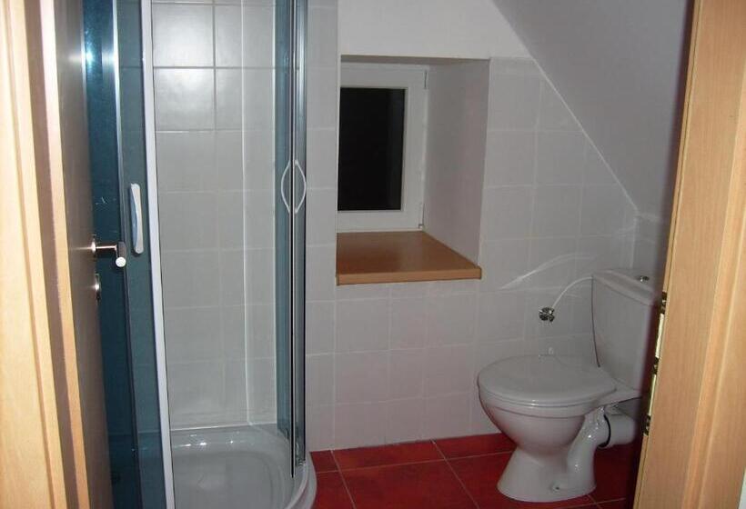 إستوديو قياسى, Penzion U Dvojice