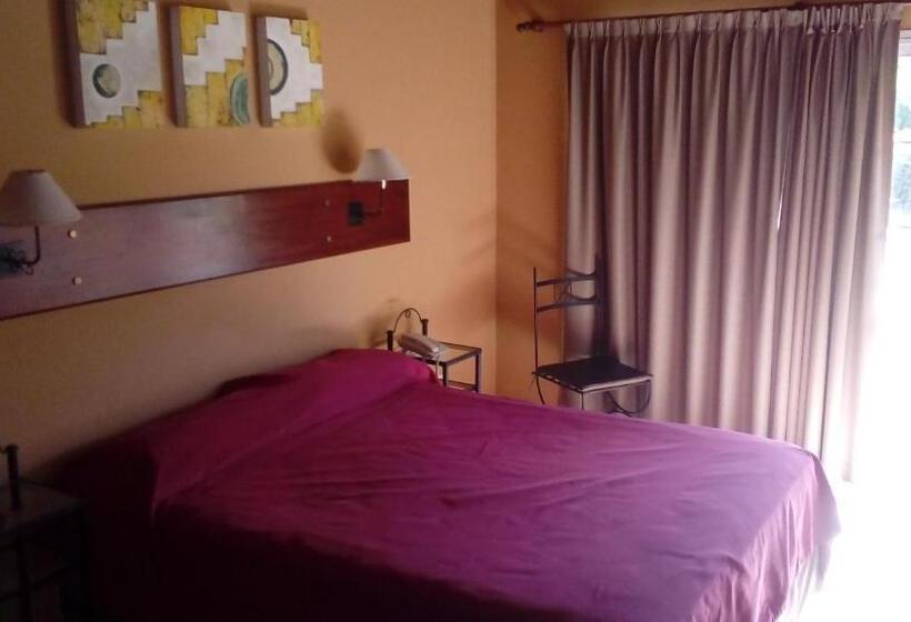 דירת שני חדרים, Posada Los Alamos