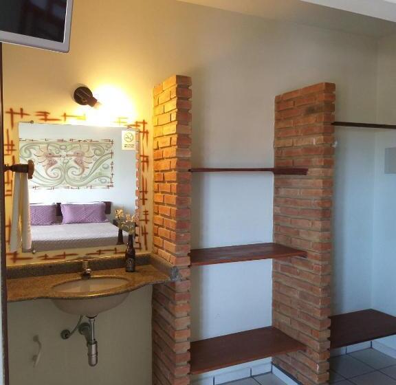 اتاق سوپریور سه تخته, Pousada Coral De Fogo