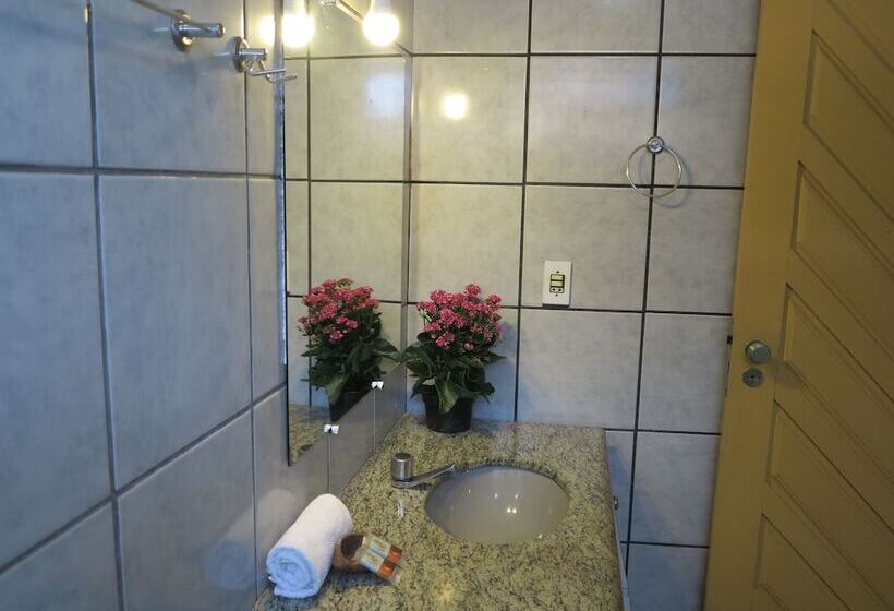 标准工作室带阳台, Pousada Pé Na Areia