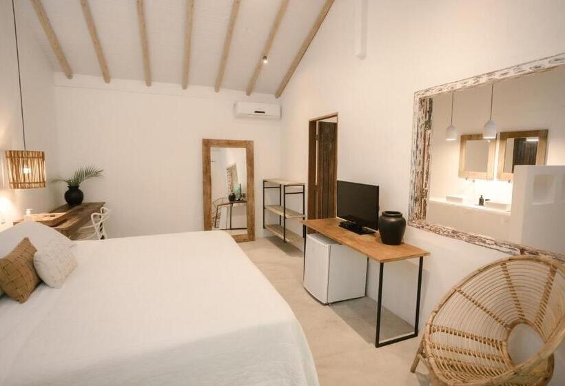 带大床的高级房间, Pousada Seis E Meia