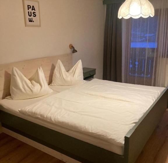 标准间带阳台, Rosi`s