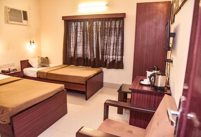 غرفة ديلوكس, Wise Owl Comfotel