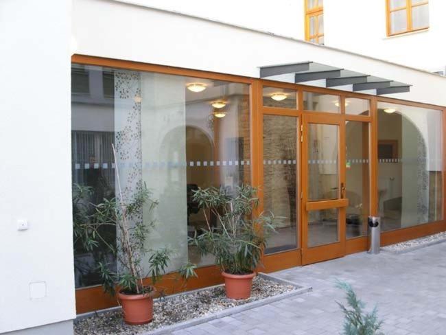 标准单人间, Pension U Jakuba