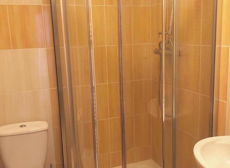 标准单人间, Pension U Jakuba