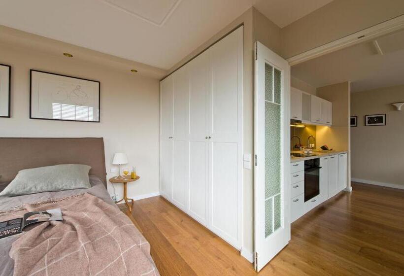 آپارتمان لوکس 1 خوابه, Visit Nida Apartments