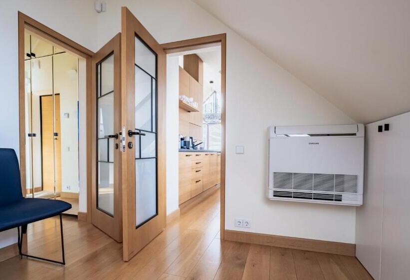 1 Bedroom Penthouse Apartment, Visit Nida Apartments