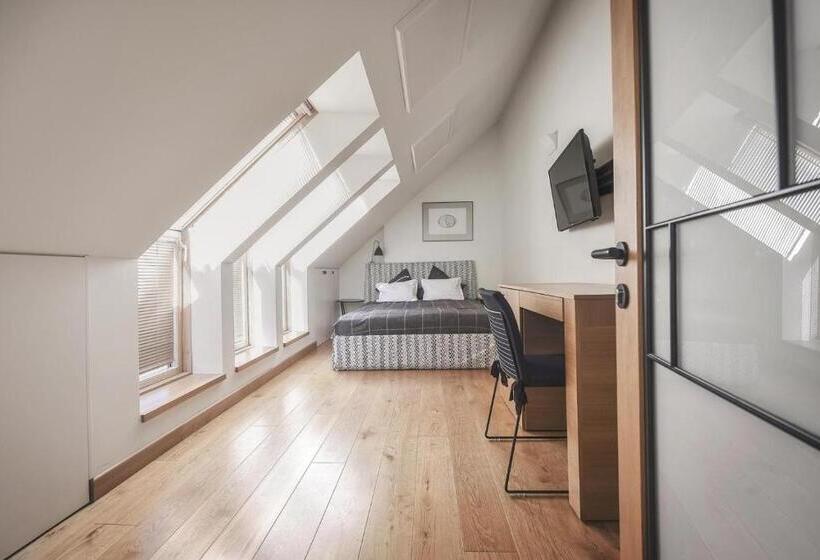 1 Bedroom Penthouse Apartment, Visit Nida Apartments