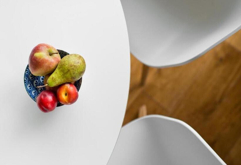 آپارتمان لوکس 1 خوابه, Visit Nida Apartments