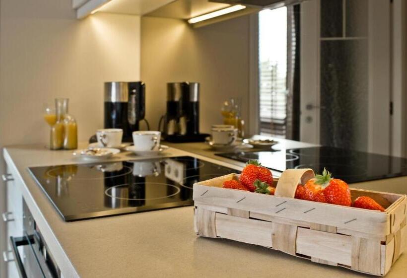 آپارتمان لوکس 1 خوابه, Visit Nida Apartments