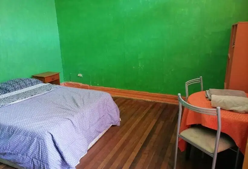 اتاق استاندارد با سرویس بهداشتی مشترک, Hostal Del Gato