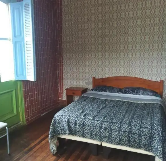 اتاق استاندارد سه نفره, Hostal Del Gato
