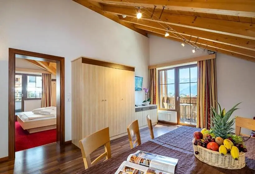 １ベッドルームのデラックスアパートメント, Apart Hotel Aurora Fiss