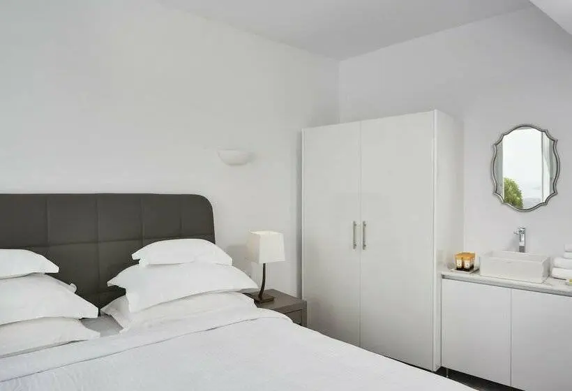 ツーベッドルーム　ヴィラ, Canaves Elefas Villas