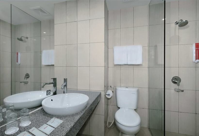 Quarto Estandar, Favehotel Malang