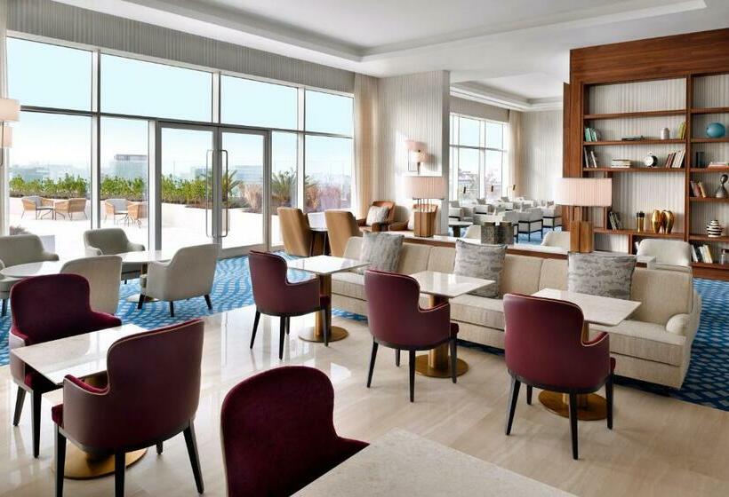 带海景的行政房, Grand Plaza Mövenpick