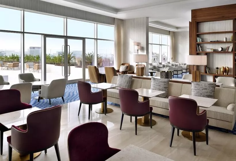 海の見えるエクゼクティブルーム, Grand Plaza Mövenpick Media City