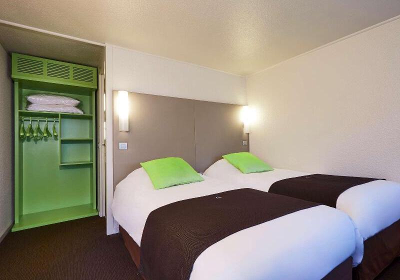 اتاق استاندارد با تخت بزرگ برای معلولان, Holiday Inn & Suites Saigon Airport, An Ihg