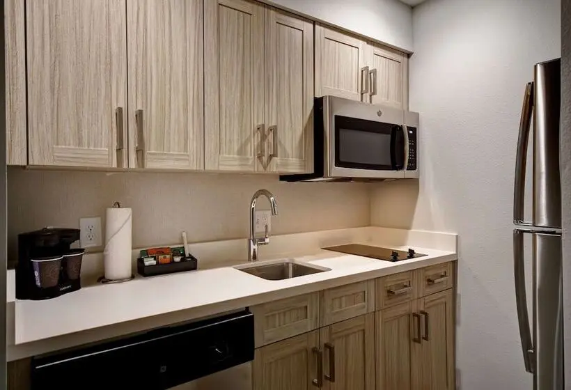 身障者適用スイートルーム, Homewood Suites By Hilton Greenville Downtown