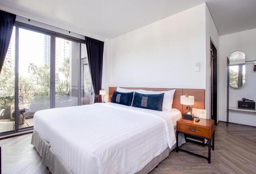 سوییت جونیور, Iron