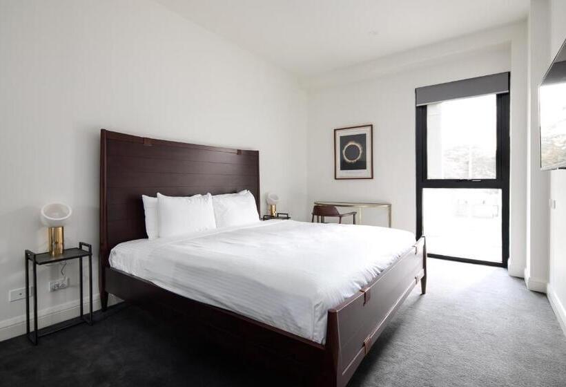 Номер Deluxe, Knightsbridge Canberra