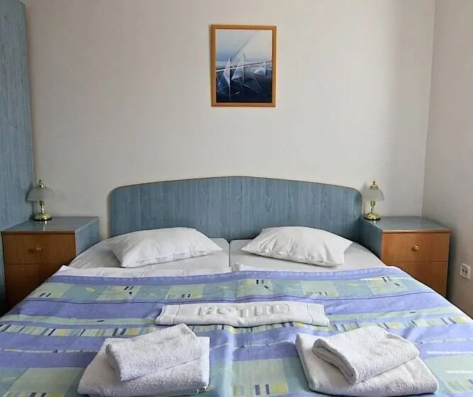 اتاق استاندارد, Guest House Maxim