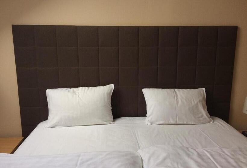 غرفة قياسية, Penzion A Restaurace U Hroznu