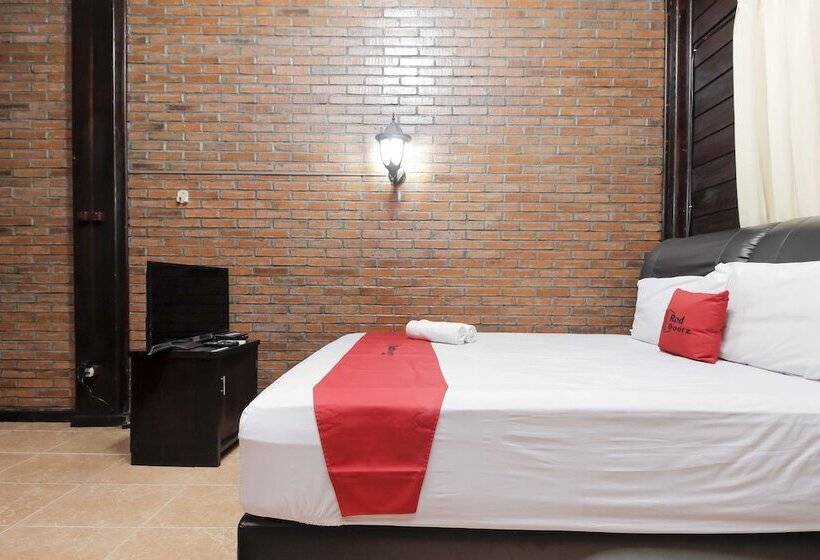 Номер Стандарт, Reddoorz @ Cilandak Timur